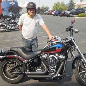 Meet your Posher, Mickey